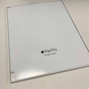 New Apple iPad Pro Smart Cover white